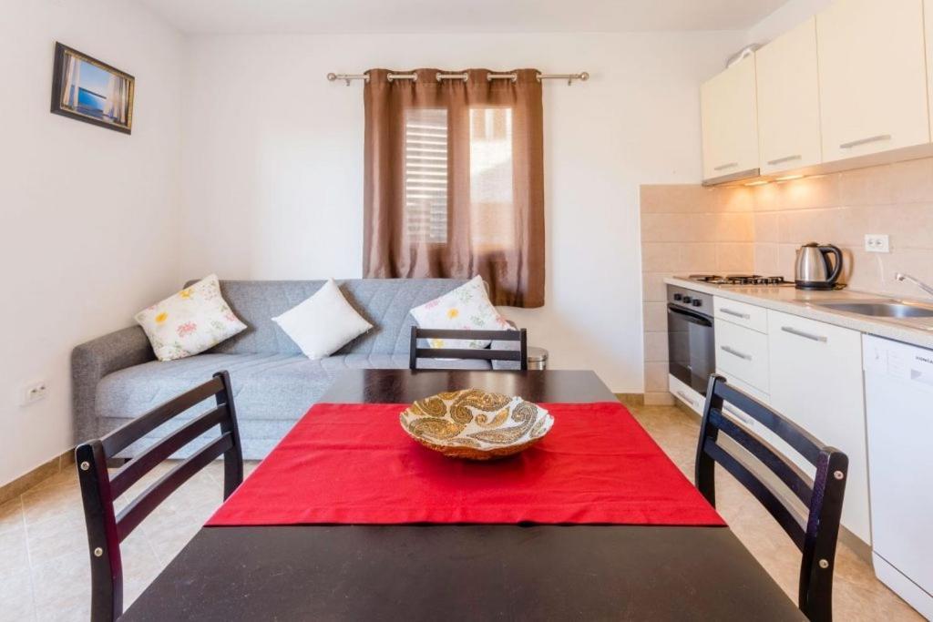 Apartments With A Parking Space Supetar, Brac - 16294 Habitación foto